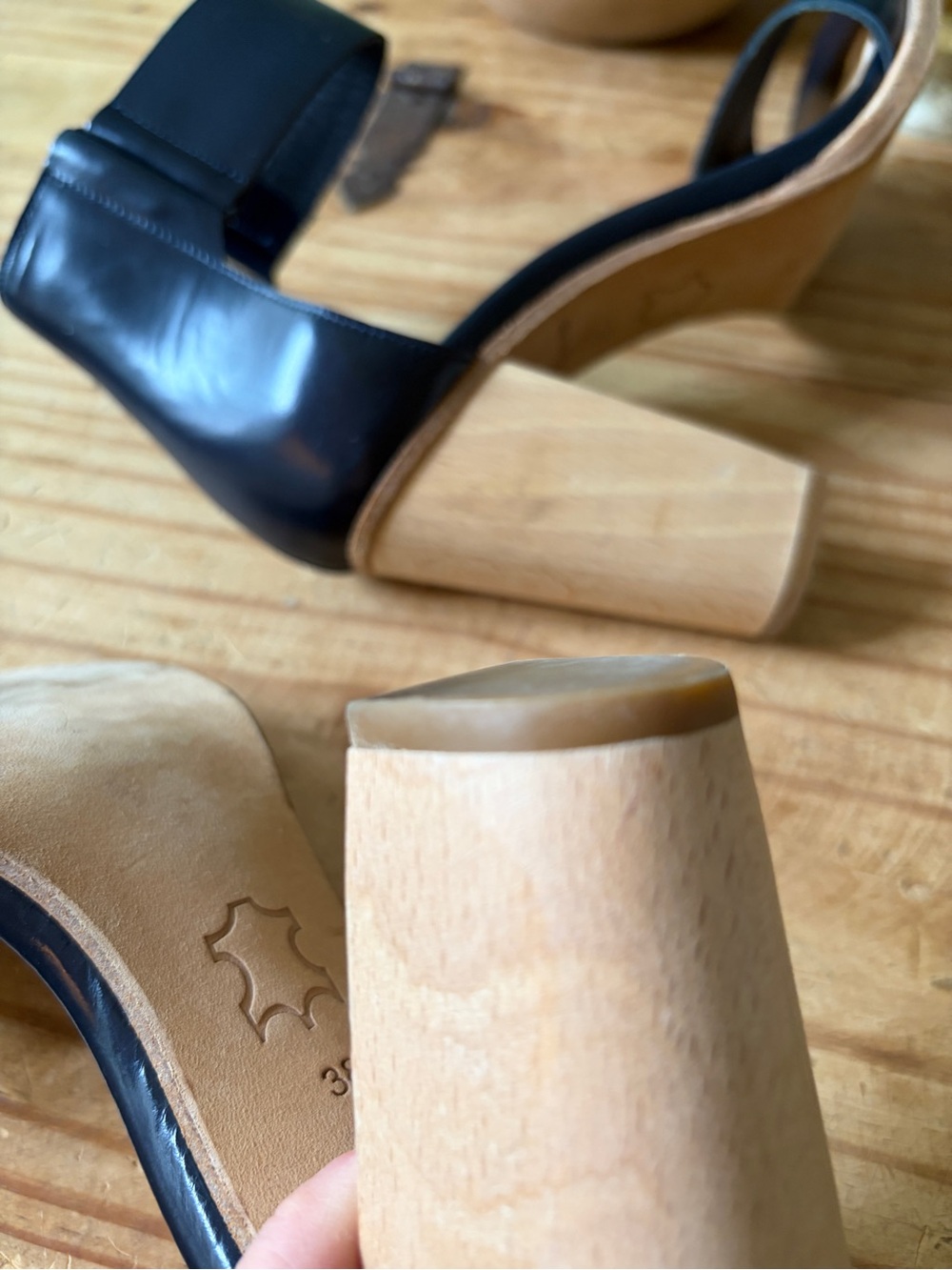 COS Navy Leather Sandal Wood Block Heel  Size 38 7.5 - Picture 12 of 13